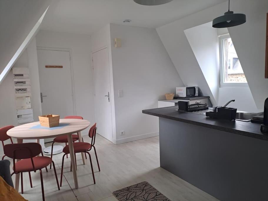 Charmant T3 Lumineux A 2 Pas Des Plages Appart 5 비닉 외부 사진